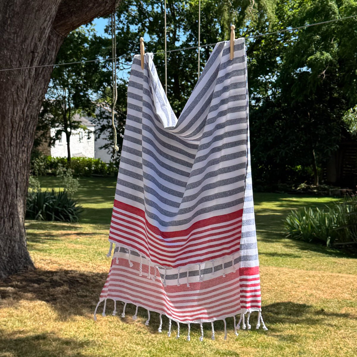 Hammam Striped Towel - Red / Navy - Forever England