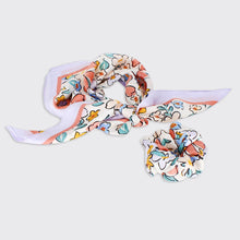 Load image into Gallery viewer, Lulu Scrunchie- Lilac - Forever England