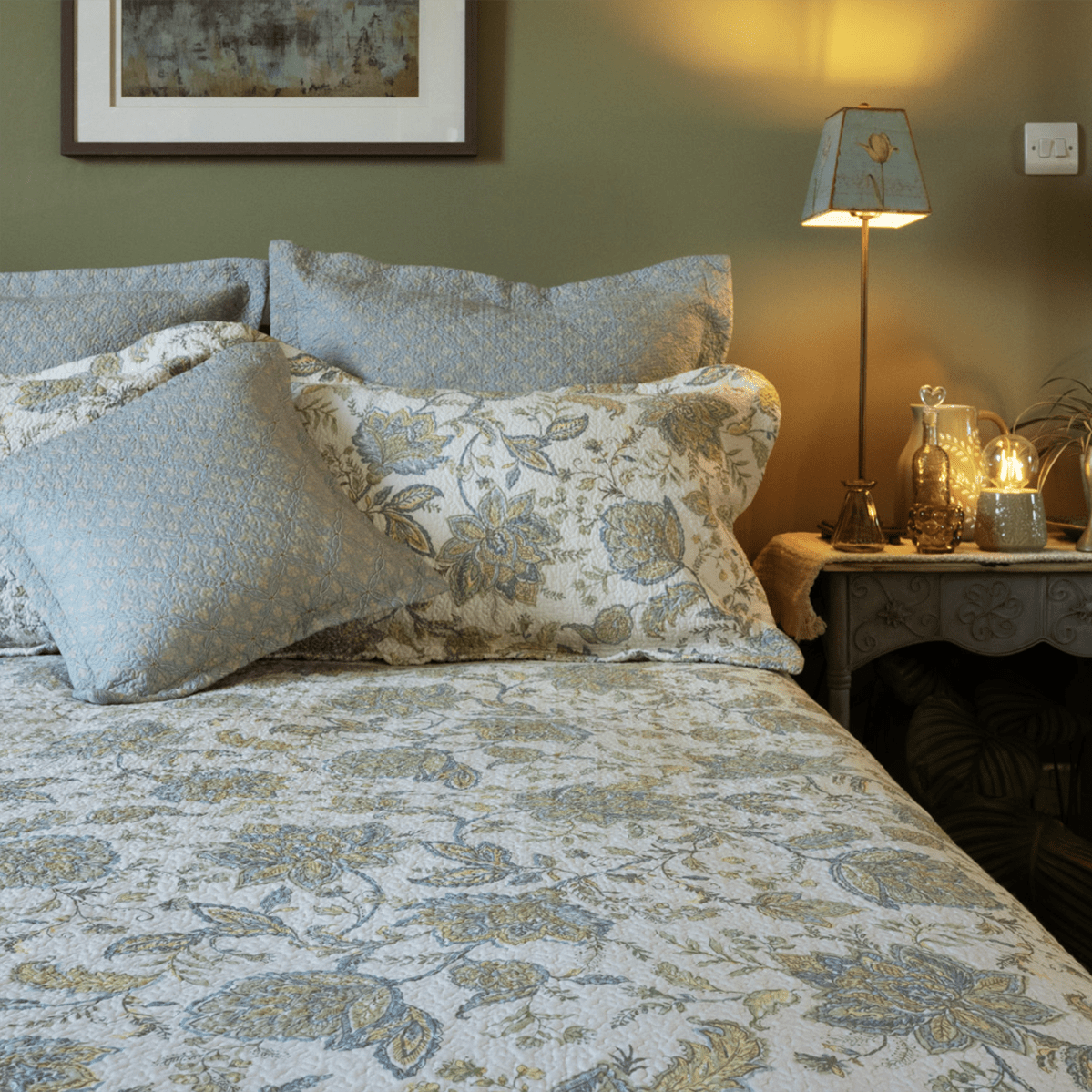 Sara Blue/Yellow Bedspread - Forever England