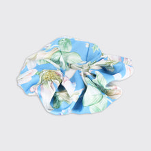 Load image into Gallery viewer, Sophia Scrunchie- Blue