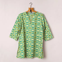 Load image into Gallery viewer, Lulu Green V-Neck Kimono - Forever England