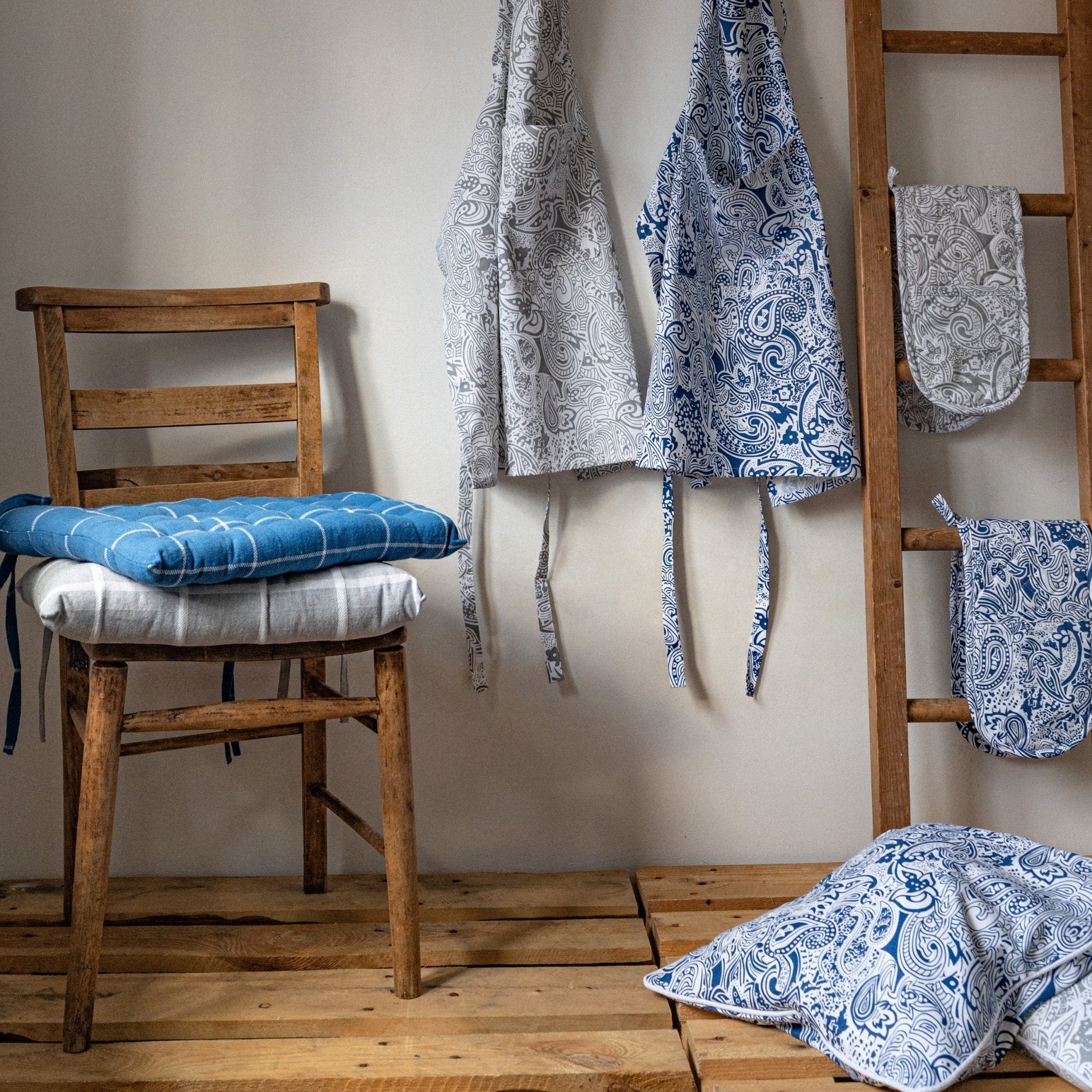 Paisley Blue Apron - Forever England