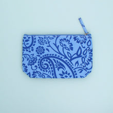 Load image into Gallery viewer, Paisley Blue Wash Bag - Forever England