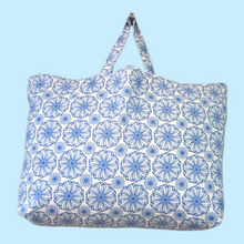 Load image into Gallery viewer, Lydia Foldaway Bag- Sky Blue