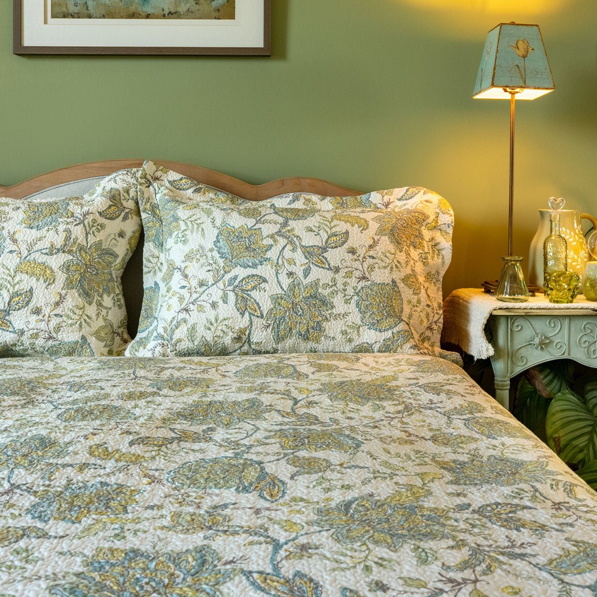 Sara Blue/Yellow Bedspread - Forever England