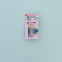 Load image into Gallery viewer, Barley Sugar Small Claw clip- Aqua - Forever England