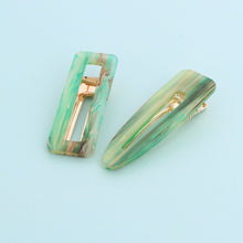 Load image into Gallery viewer, Retro Green Set of 2 Hair Clips