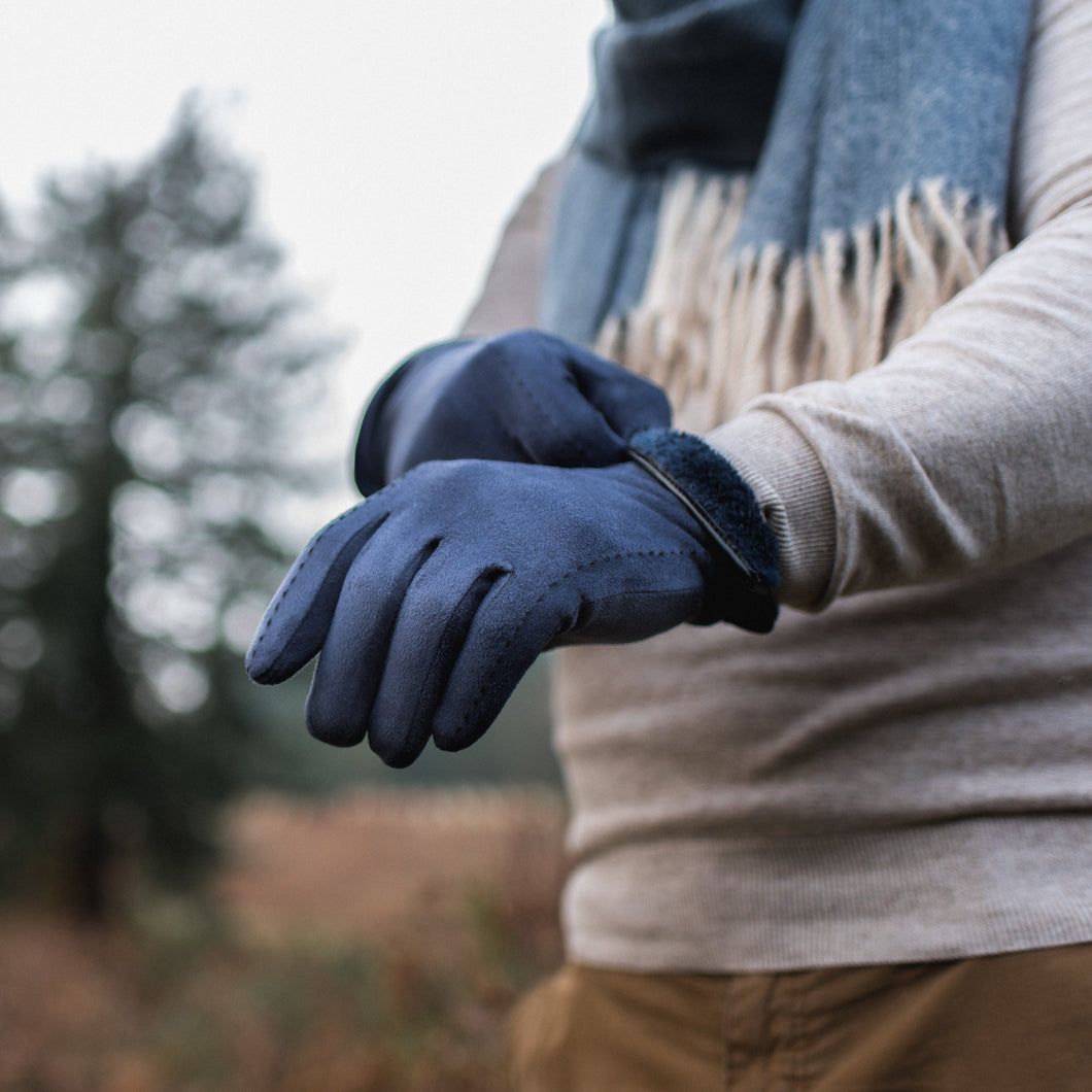 Hector Faux Suede Touch Screen Glove Navy - Forever England