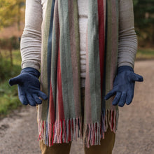Load image into Gallery viewer, Hector Faux Suede Touch Screen Glove Navy - Forever England