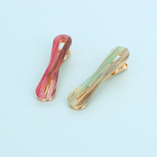 Load image into Gallery viewer, Retro Set of 2 Bow Hair Clips - Forever England