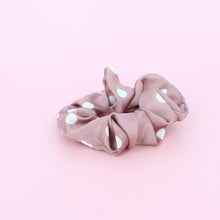 Load image into Gallery viewer, Spotty Scrunchie Dusky Pink