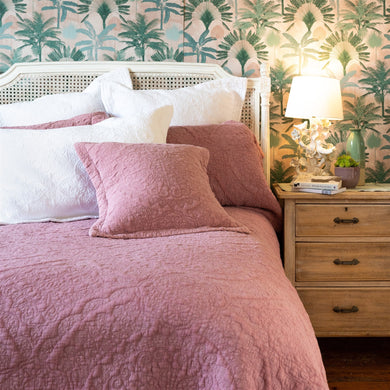 Stonewash Cotton Dark Pink Bedspread - Forever England