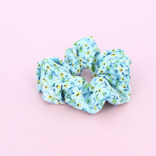 Load image into Gallery viewer, Sweet Pea Scrunchie Blue - Forever England