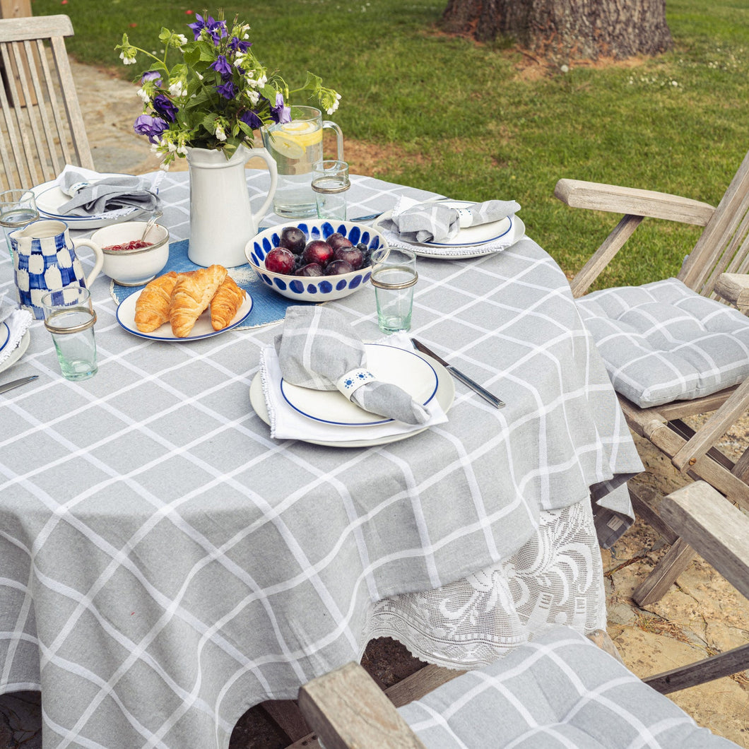 Wide Check Grey Tablecloth 140 X 180cm - Forever England