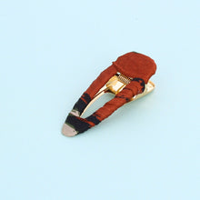 Load image into Gallery viewer, Woodland Hair Clip Rust - Forever England